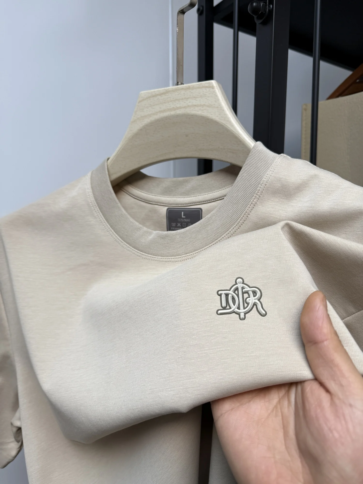 

Men's Summer Round Neck T-Shirt Cotton Comfortable Breathable Soft Quick Dry High-End Brand Short Sleeve Artisan Embossed Logo