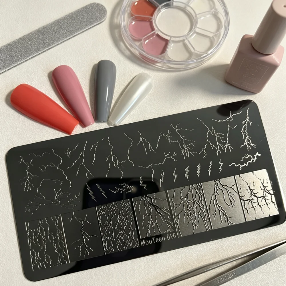 

MouTeen026 Abstract Lightning Crackle Texture Nail Stamping Plate Dark Style Thunder Crack Nail Stamp Plates for Nail Decoration