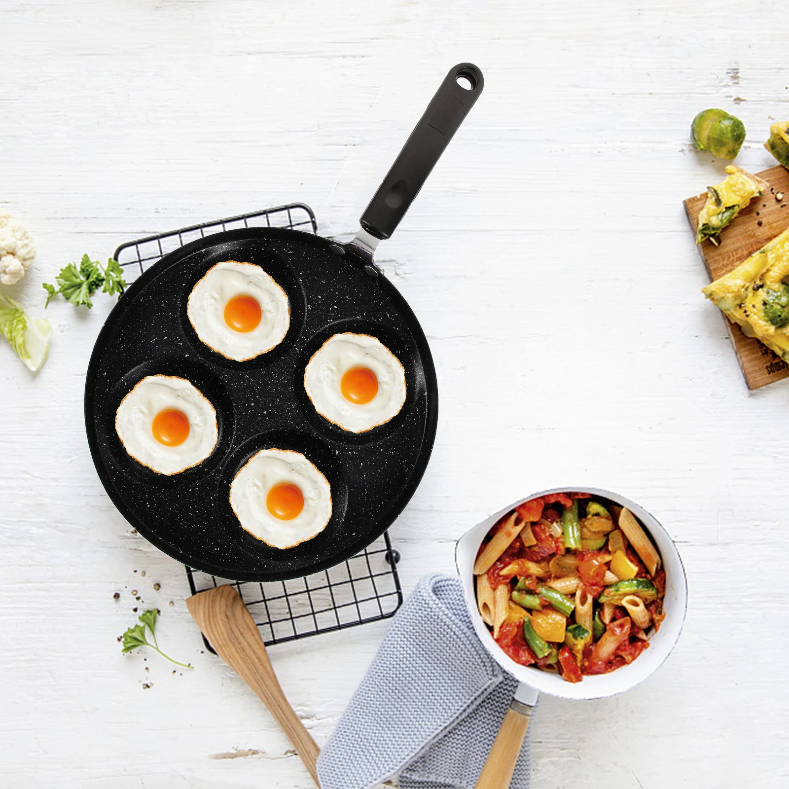 

4 Compartments Nonstick Pan for Egg Cooking Breakfast Omelette Pancake Hamburger Fryer Heat Resistant Long H Suitable 2 4
