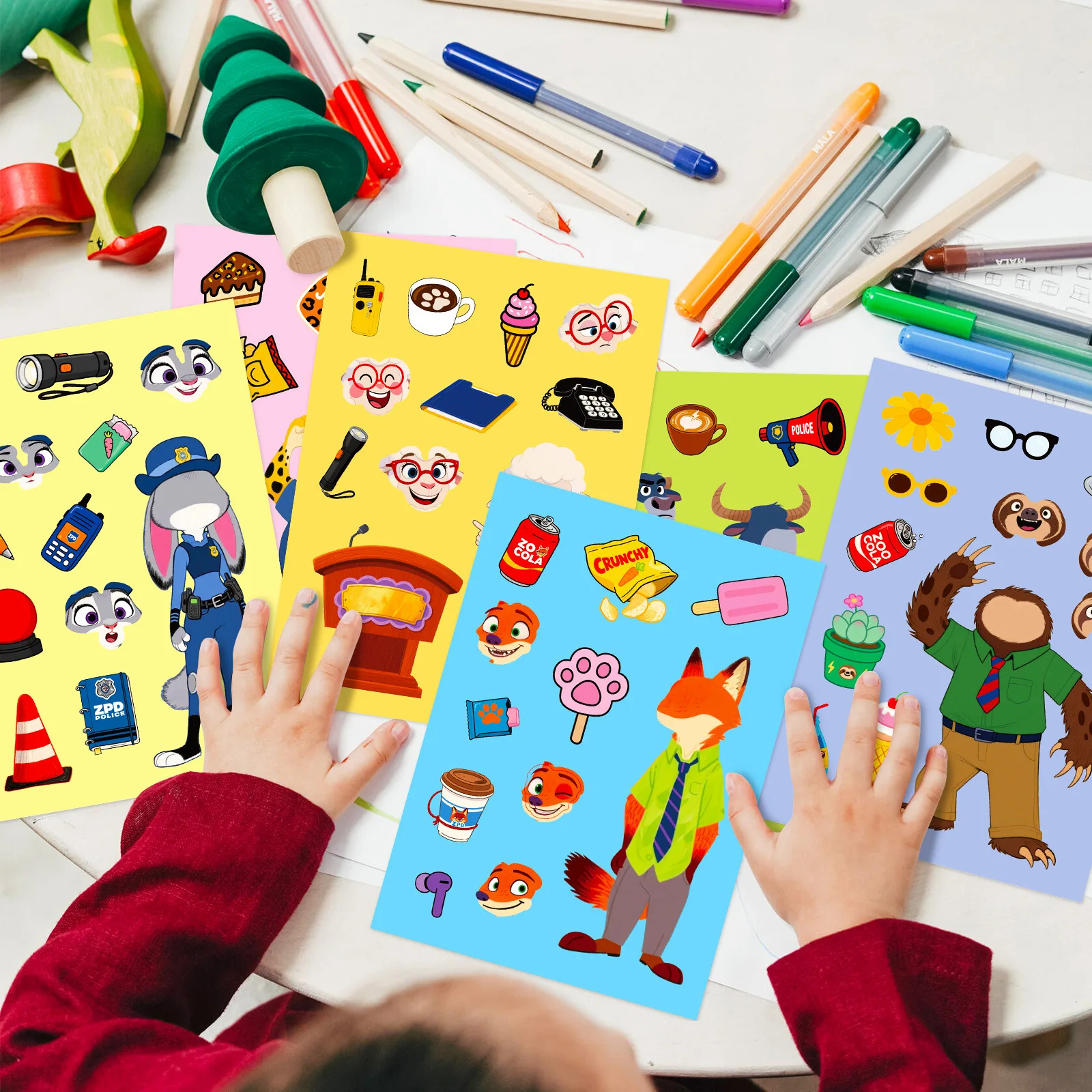 Naklejki Zootopia Królik Policjant Sly Fox Zmieniające Wyraz Twarzy Edukacyjne DIY Judy Nick dla Dzieci Wczesna Edukacja