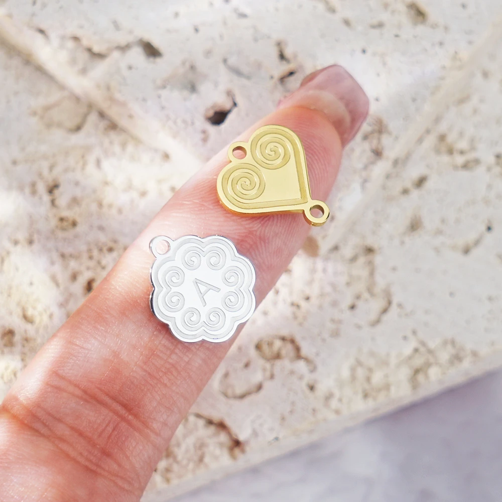 50 قطعة/الوحدة شخصية المعادن همونغ سحر مخصص محفور النقش همونغ قلادة الأبيض المينا العلامات Diy همونغ مجوهرات العلامات