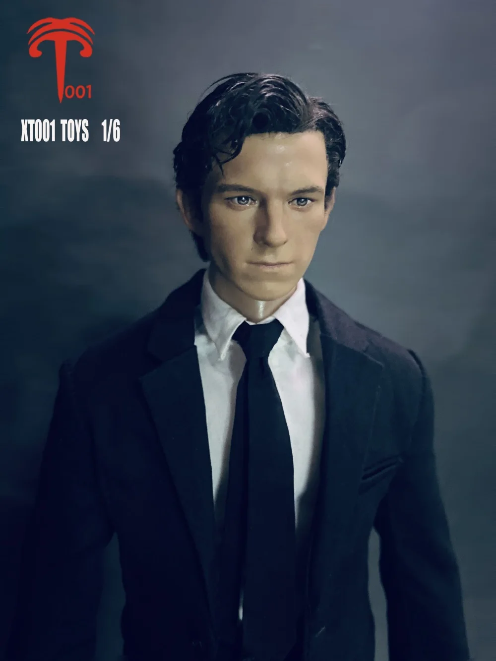 XT001 1/6 Uncharted Sea Tom Holland Hair Transplant Head Sculpture Dress Suit Body Set Action Figure For Fans