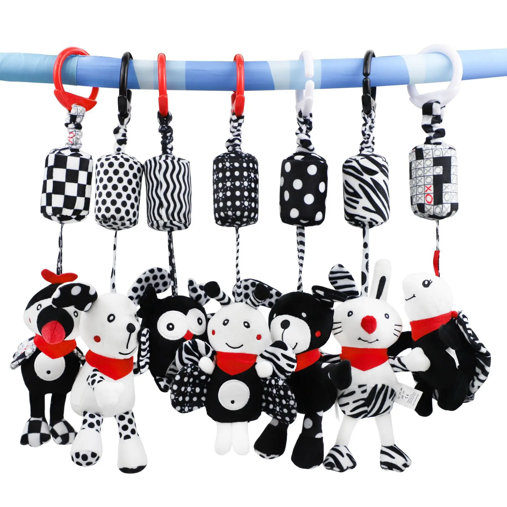 Cute Cartoon Plush Bed Pendant Pendurado, Carrinho de bebê Wind Chime, Brinquedo Animal, Preto e branco