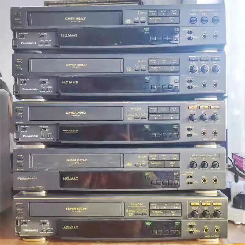 

Оригинальный видеорегистратор Hd82 Vhs Stereo 75-85% новый подержанный 156253285
