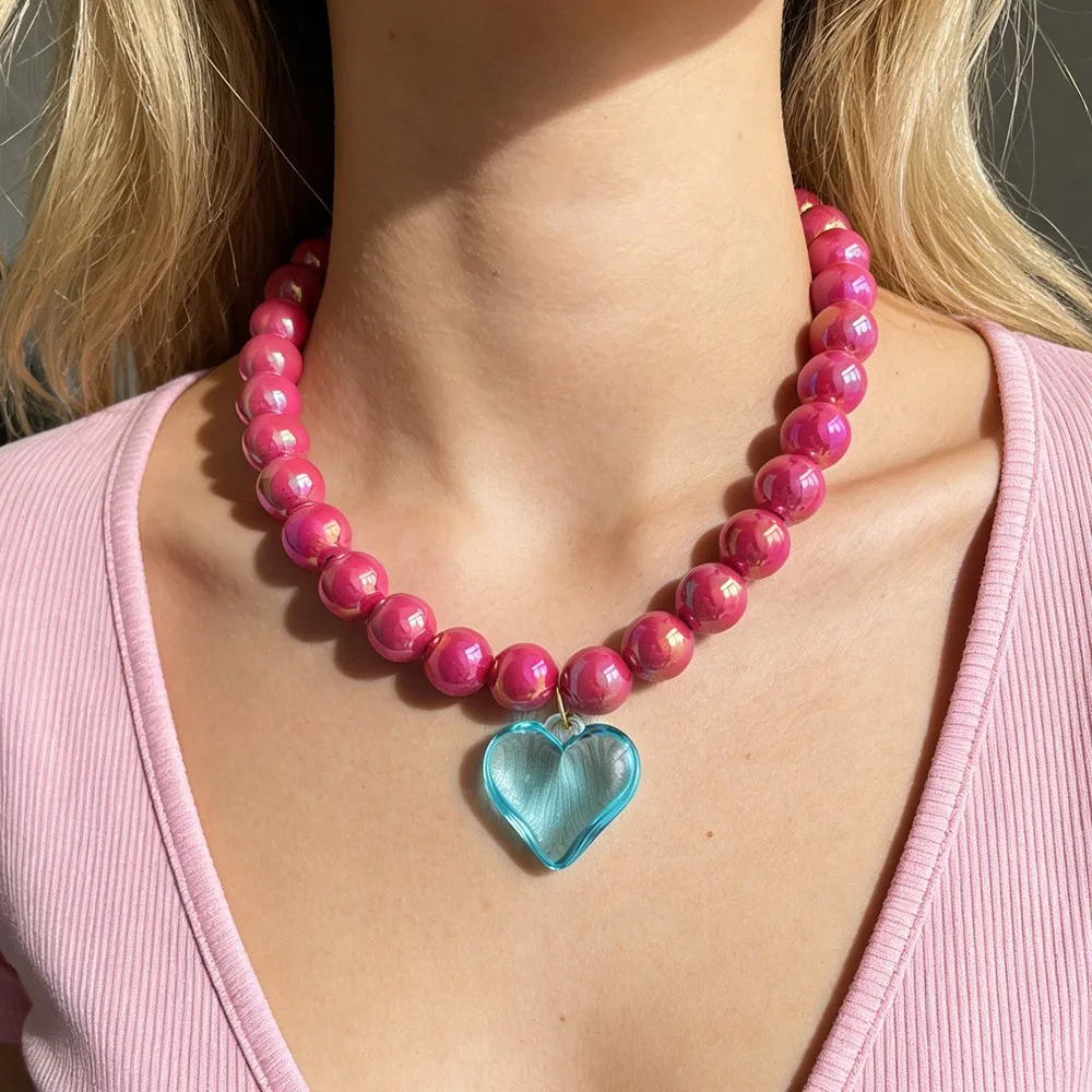 

Colorful Resin Beads Choker Necklace for Women Fashion Transparent Big Love Heart Pendant Charm Collar Jewelry Party Gifts