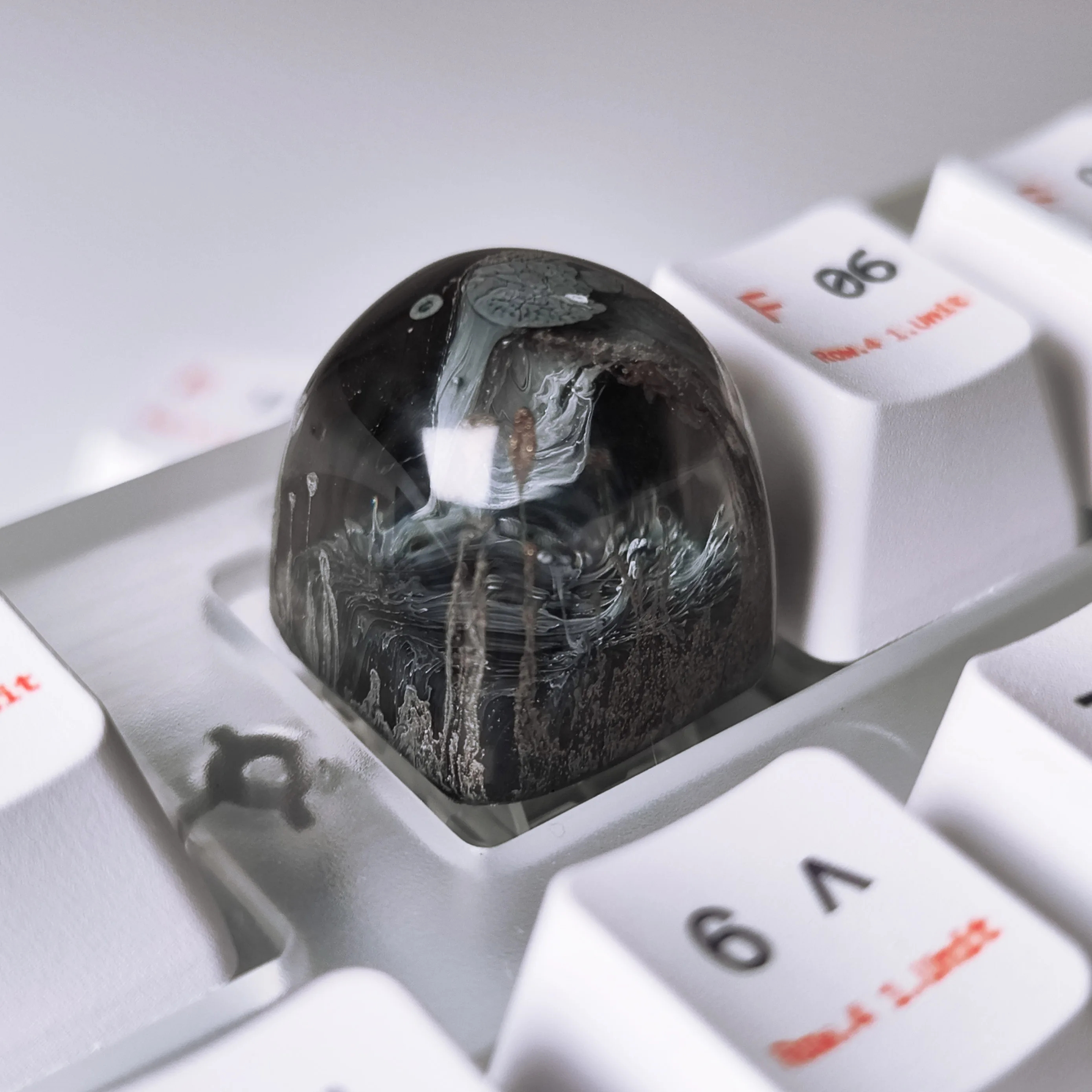 Dom Zen Pool 1u Keycaps Artisan Resin Luxurious DIY PC Gamer Gift Mechanical Backlit Keyboard RGB Keycap GK64 Anne Pro 2 RK878