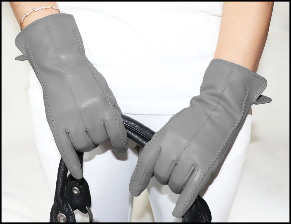 Leather gloves women's sheepskin flannel lining winter warmth high-grade black touch screen color leather gloves driving new