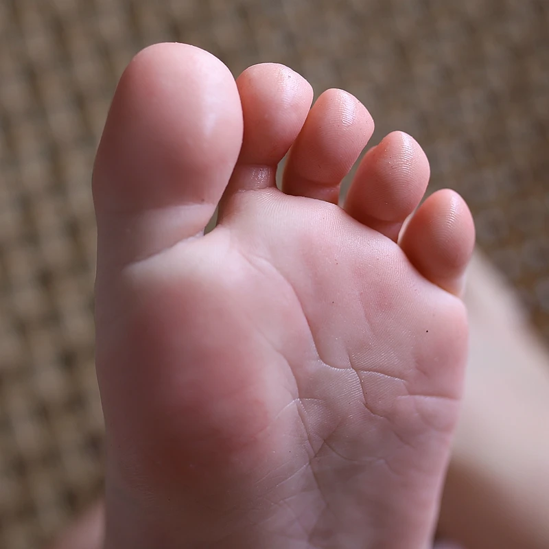 High Simulation Female Silicone Foot Model for Jewelry Shoes Sock Display Props Art Collection Painting Salon Foot DZW37