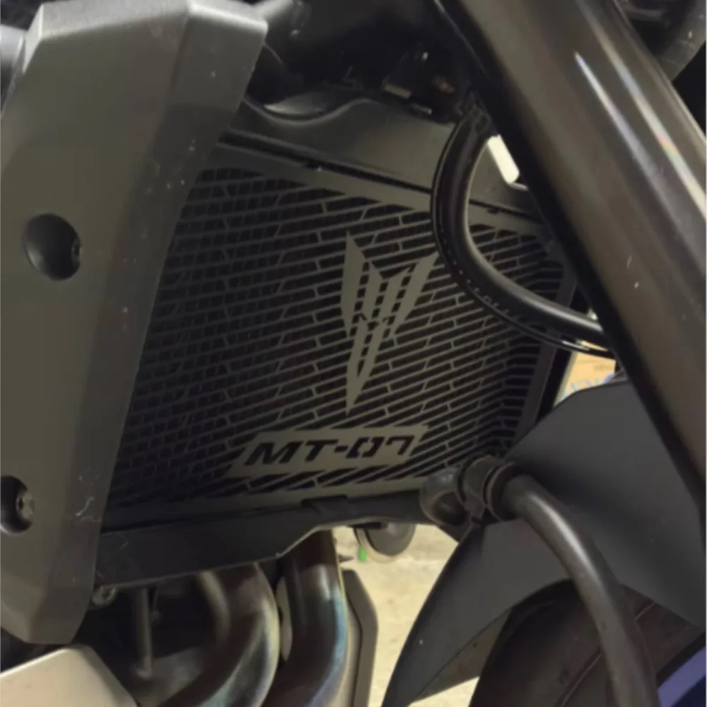 

For YAMAHA MT07 MT-07 MT FZ 07 MT07 2013-2018 2019 2020 2021 2022 2024 2023 Motorcycle Radiator Grille Cover Guard Protection