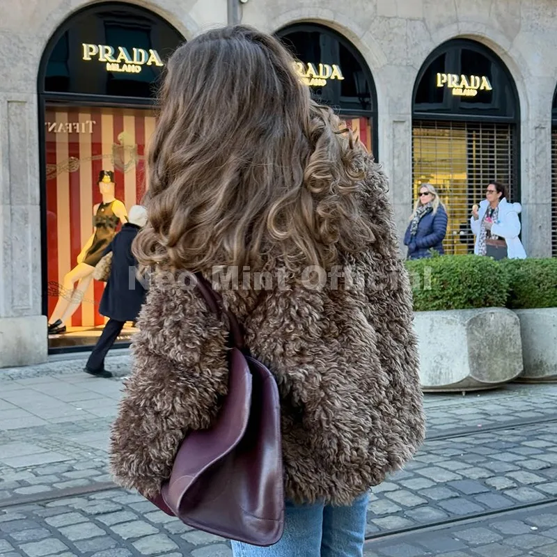 Neo mint 2025 lulicore chocolate marrom lapela gola jaqueta de pele do falso casaco feminino inverno grosso isolamento forro casaco de pele de cordeiro