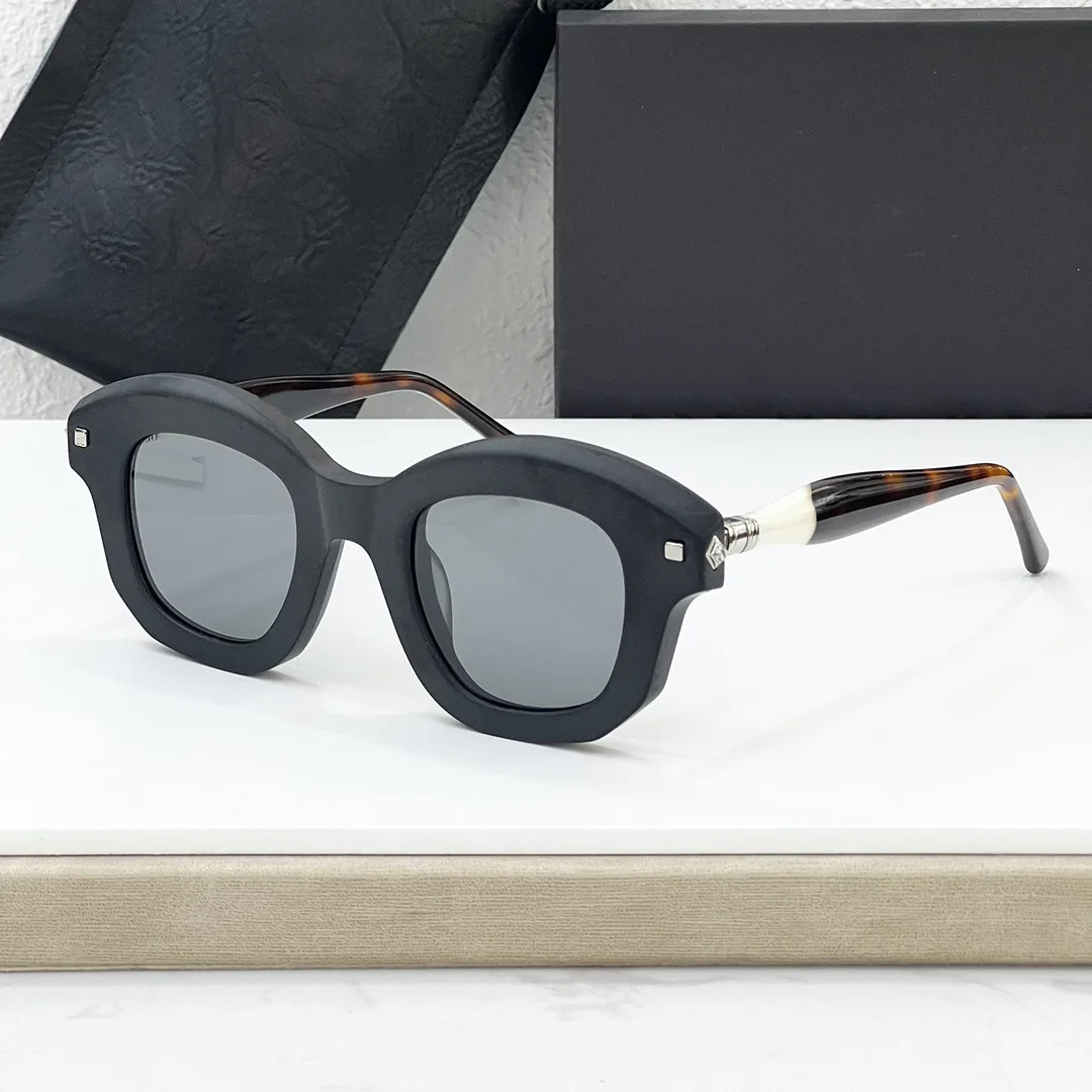 

Classic Urban Fashion Sunglasses Cat Eye Black 2026 Style Luxury Thick Acetate Premium Stylish Eyewear for Men UV400 Protection