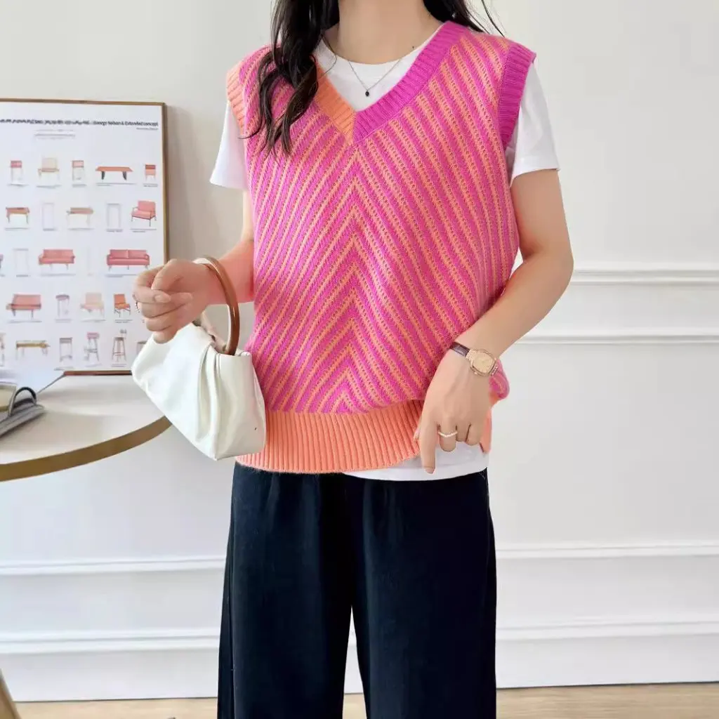 

Korean Style V-neck Sweater Vest Sleeveless Casual Top for Women Back V-neck Design Women's Fashion