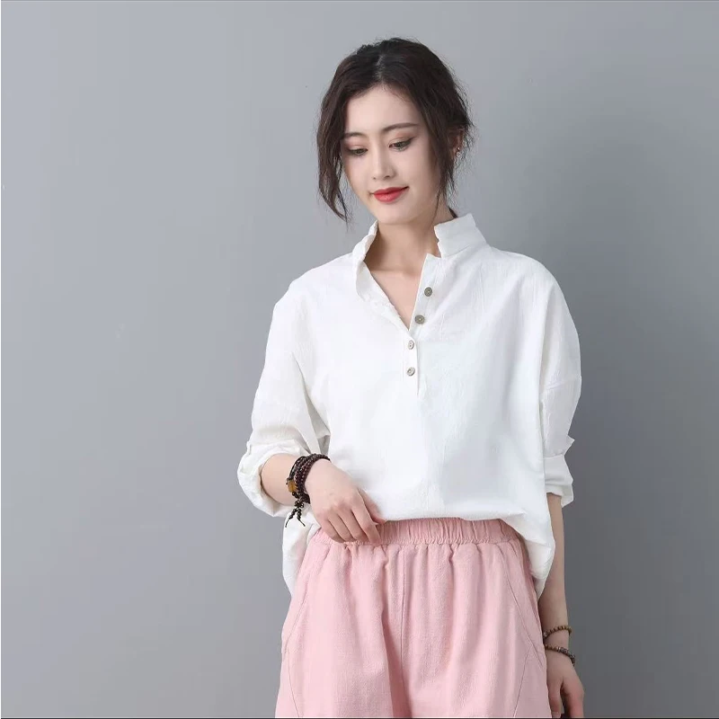 

Весна/Лето 2026: Женская белая льняная повседневная рубашка с маленьким отложным воротником, простая, элегантная, модная, приталенная, для женщин