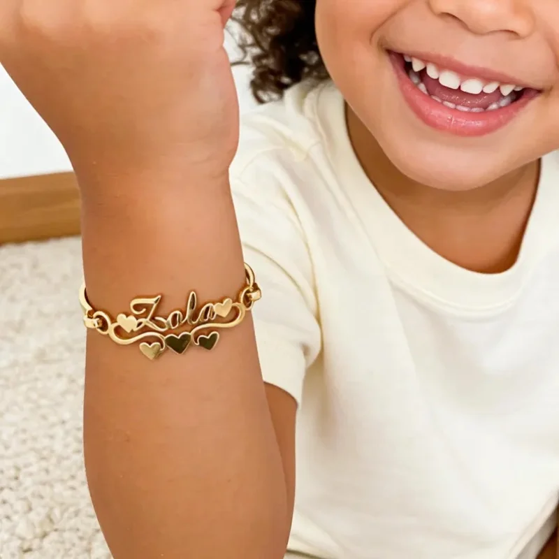 

Индивидуальный браслет-бэнгл из нержавеющей стали с именем и сердечком от Roro, детский браслет для малышей, 18-каратное золото, персонализированный ювелирный подарок