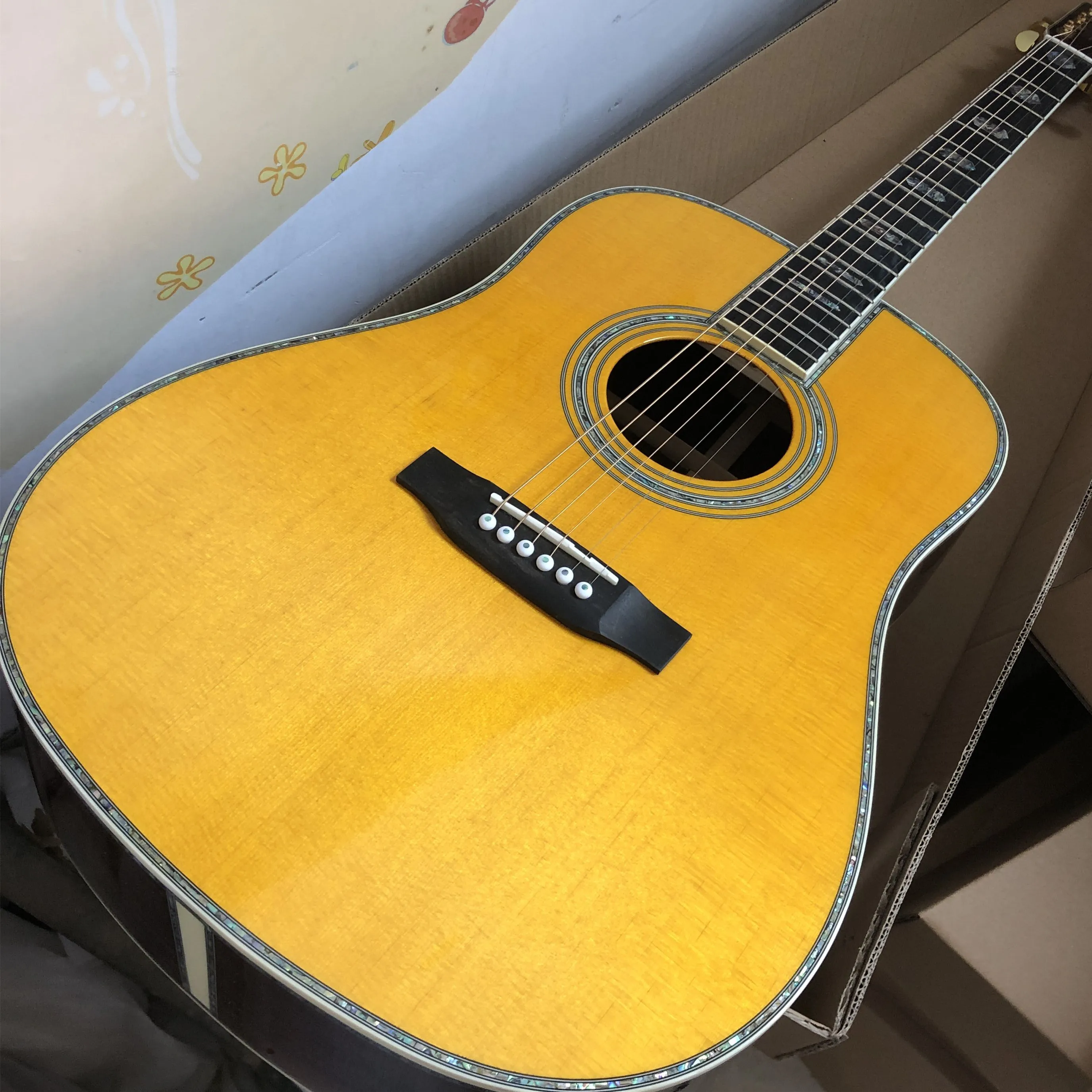 Vintage All Solid Wood D Type Spruce Acoustic Guitar Abalone Inlays Ebony Fingerboard Rosewood Body Guitar