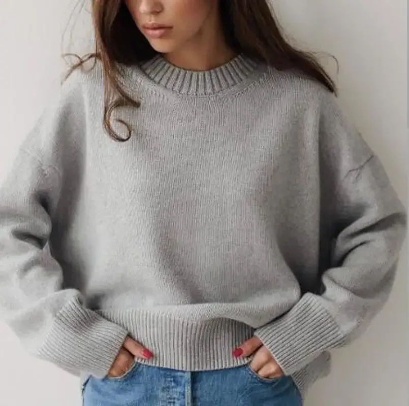 

2024 Autumn and Winter New Pullover Women's Solid Color Classic Knitted Casual Temperament Straight Pullover Sweater