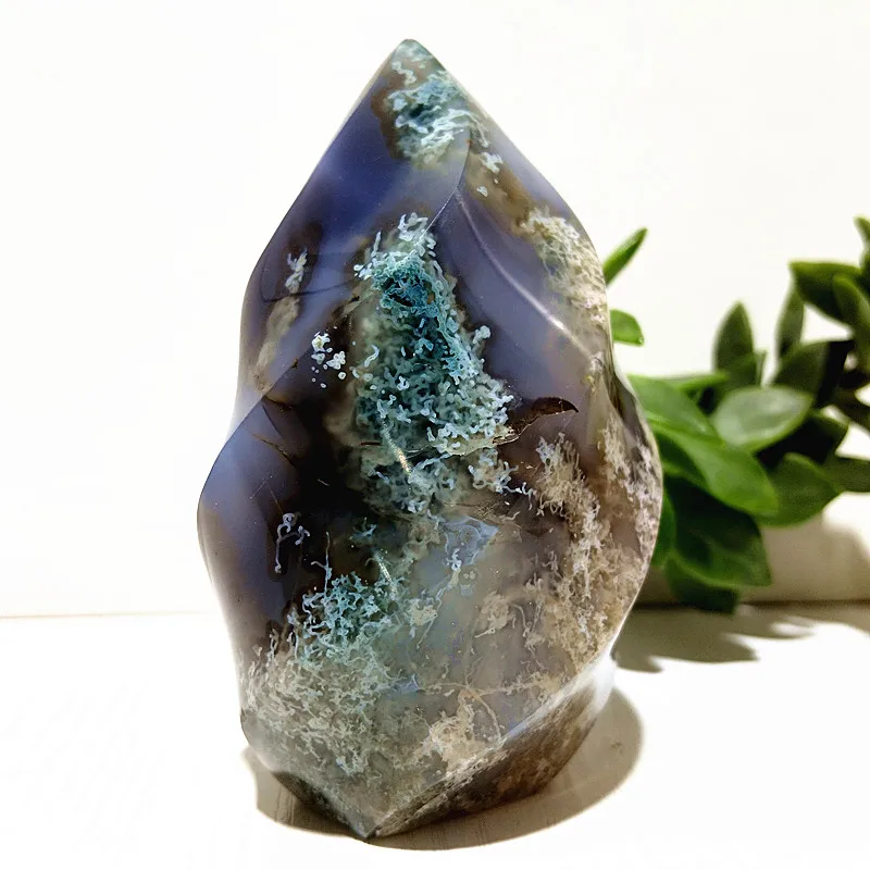 

Natural Stone Killer Whale Moss Agate Crystal Flame Home Decoration Gemstone Chakra Healing Crystals