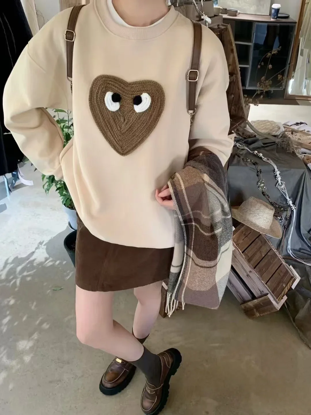 

New Autumn/Winter Handmade Love Zhang Zai Round Neck Hoodie Long Sleeve Casual Couple Shirt Hoodies Hoodies Women K Pop Clothes