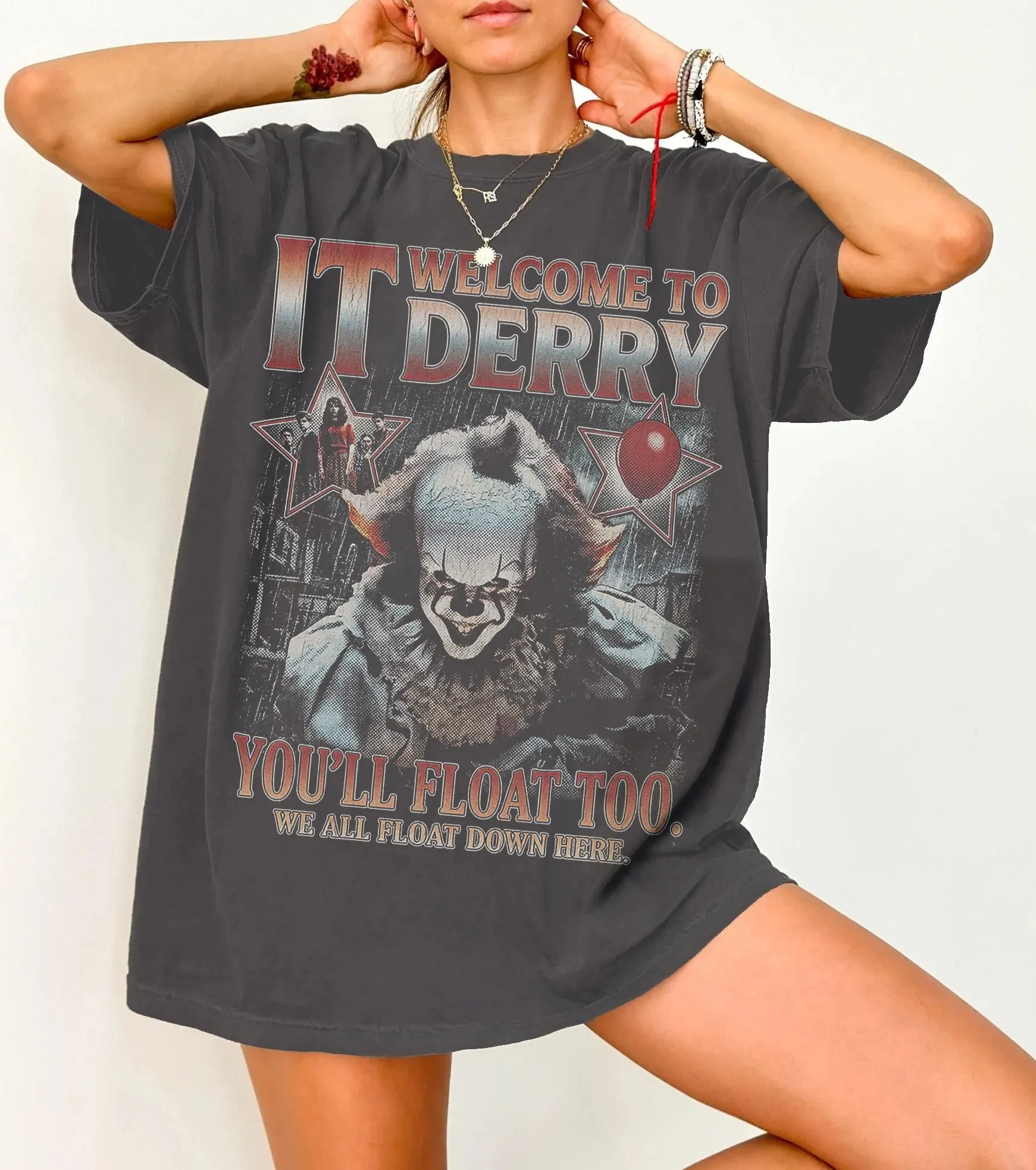 Camiseta payaso Pennywise la bienvenida a Derry Town, camiseta de película de terror IT, camiseta estampada unisex