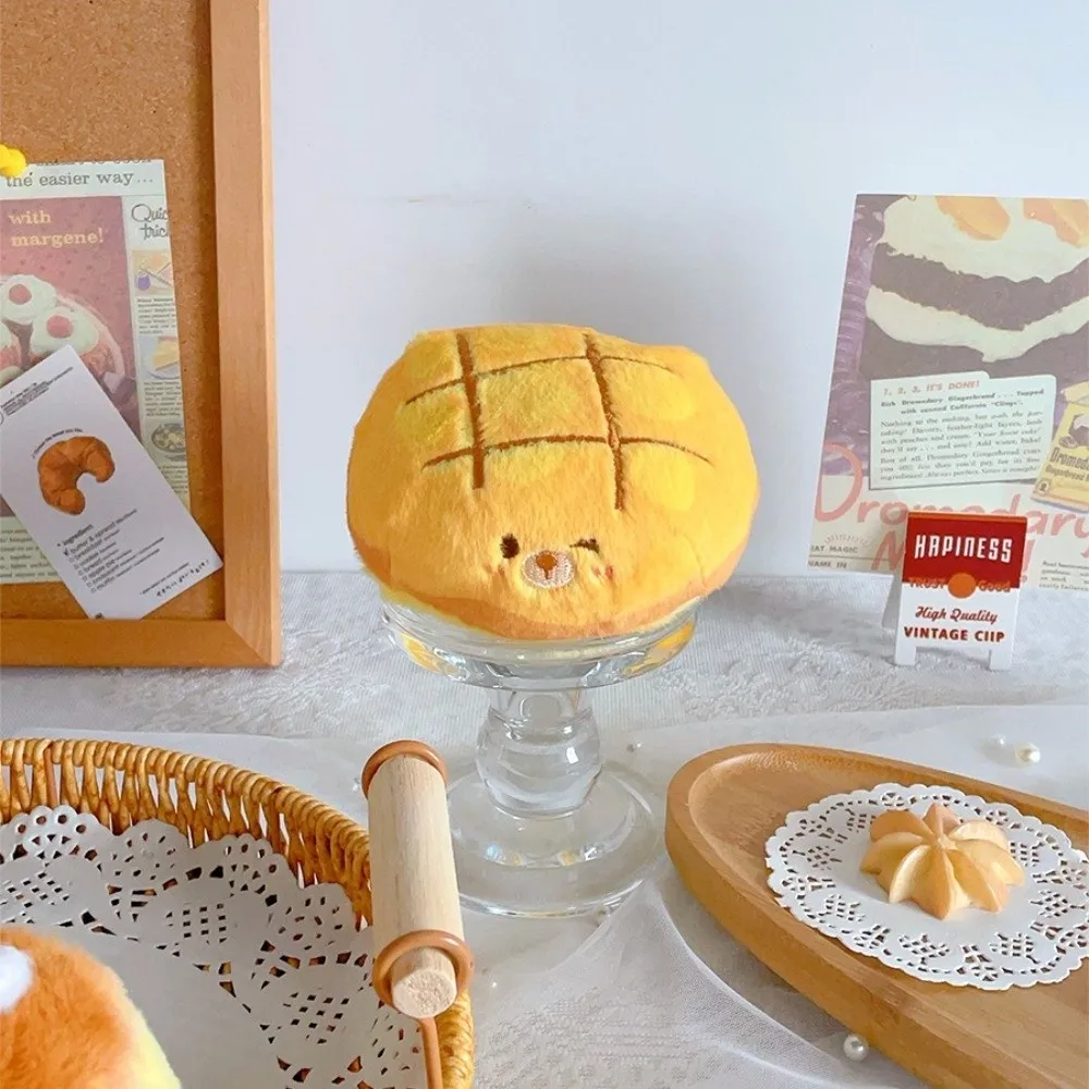 لطيف الكرتون الخبز الكعك المفاتيح رقيق لينة سطح المكتب زينة لعبة المفاتيح سيارة كيرينغ سحر طفل هدية