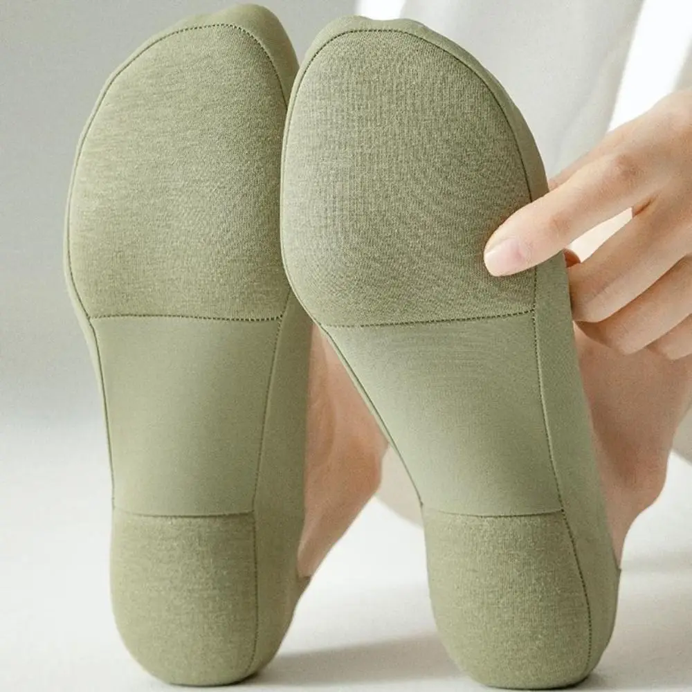 

3Pairs Solid Color Sponge Soles Boat Socks Ice Silk Anti Slip Invisible Socks Women Hosiery Sweat Absorption Ankle Socks Summer