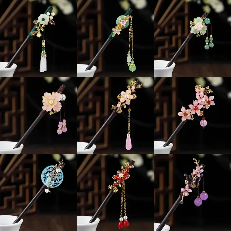 

New Chinese Antique Style Imitation Ebony Cheongsam Hanfu Tassel Step Rocking Plate Hairpin Chinese Style Wooden Headpiece