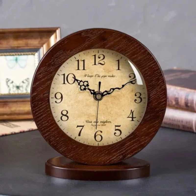 Living Room European Wood Table Clock Home Decoration Mute Modern Living Room Bedroom Desk Clock Office Desktop Clock Gift
