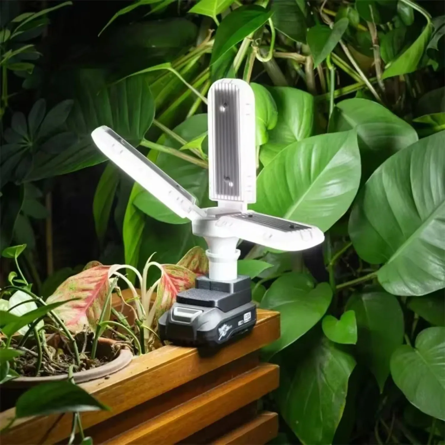 

Suitable for Ferrex 20V Battery Portable Foldable Wireless Fan Blade LED Work Light Daylight Family Camping Outdoor Travel Lamp