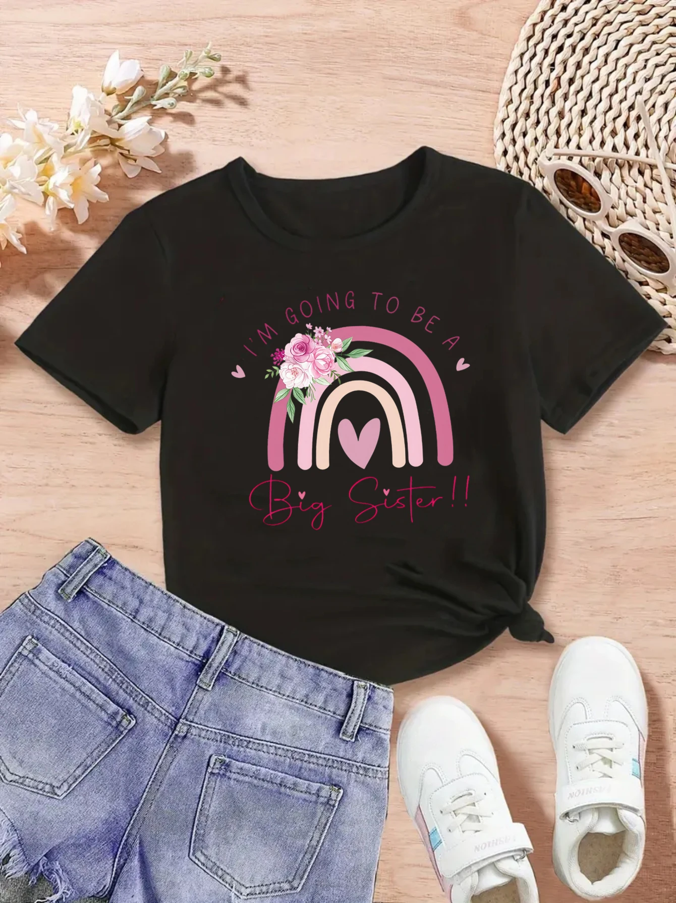 I Am Going To Be A Big Sister Rainbow Flowers Heart Printed T Shirt Girls Pregnancy Announcement Shirt Funny Kids Clothes