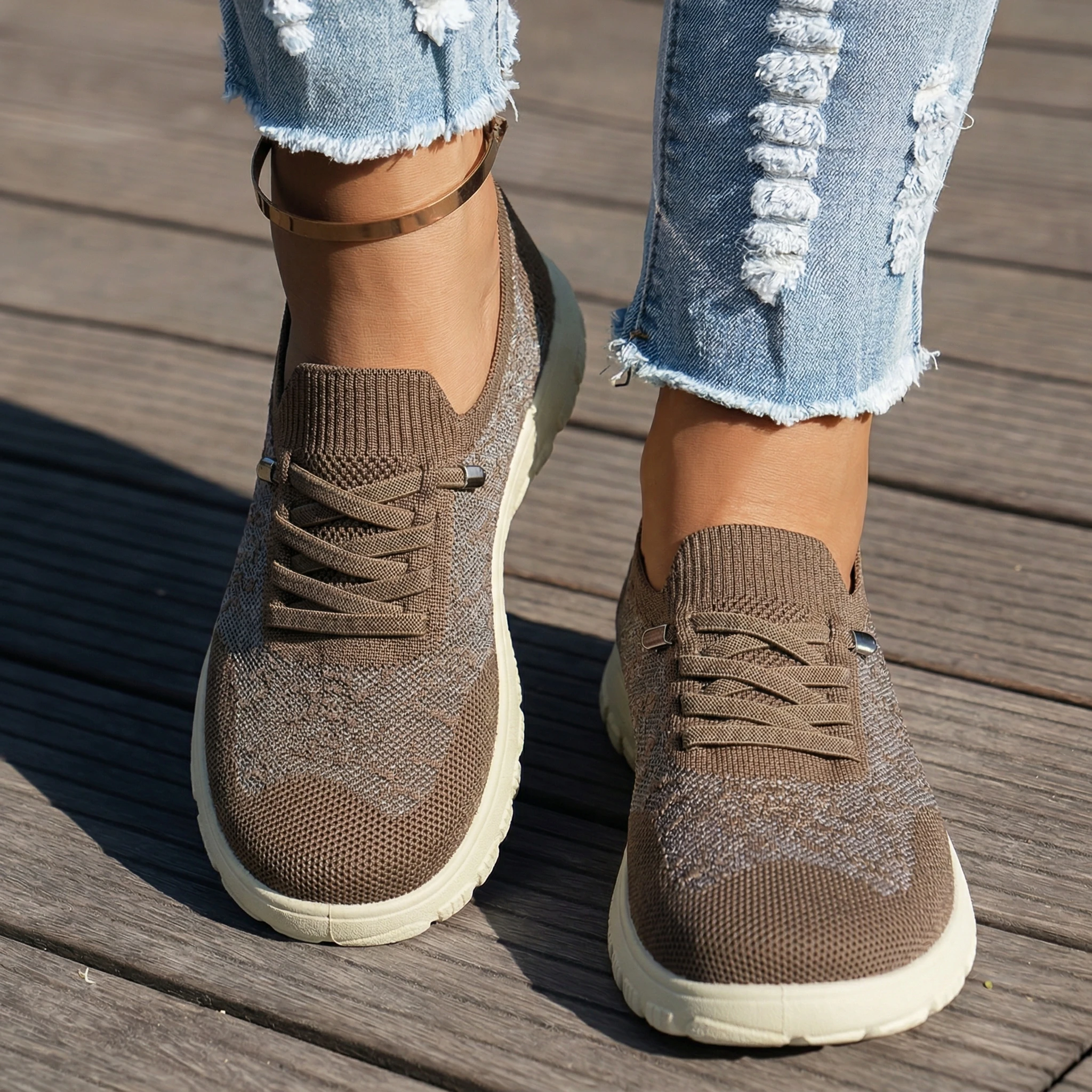 

Ladies Slip-On Casual Shoes Breathable Lightweight Fashionable Easy to Wear Comfortable Footwear