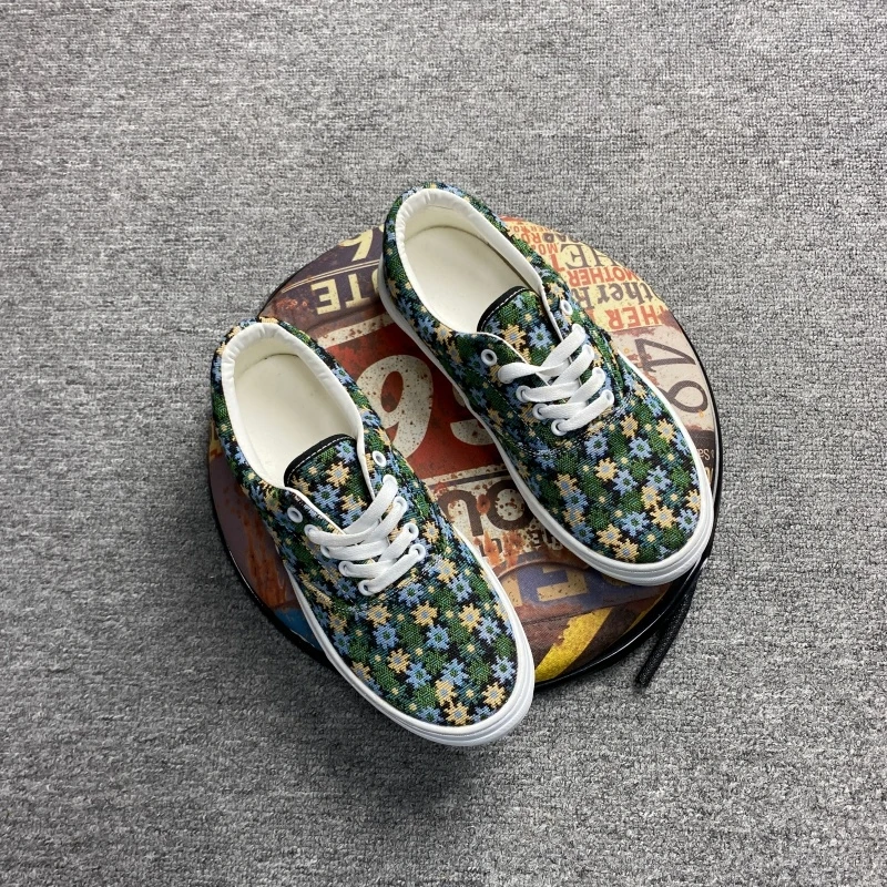 

Мужские ретро-кеды 2026 с цветочным принтом, низкие, из зеленой ткани, большие размеры 35-48, модный дизайн, в стиле кэжуал
