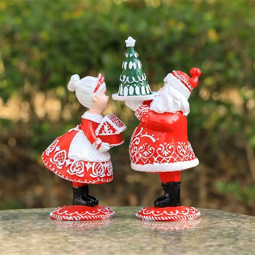 Fashion Resin Christmas Figurines Gingerbread Santa Couple Santa Claus Vintage Atmosphere Christmas Decor Gitfs