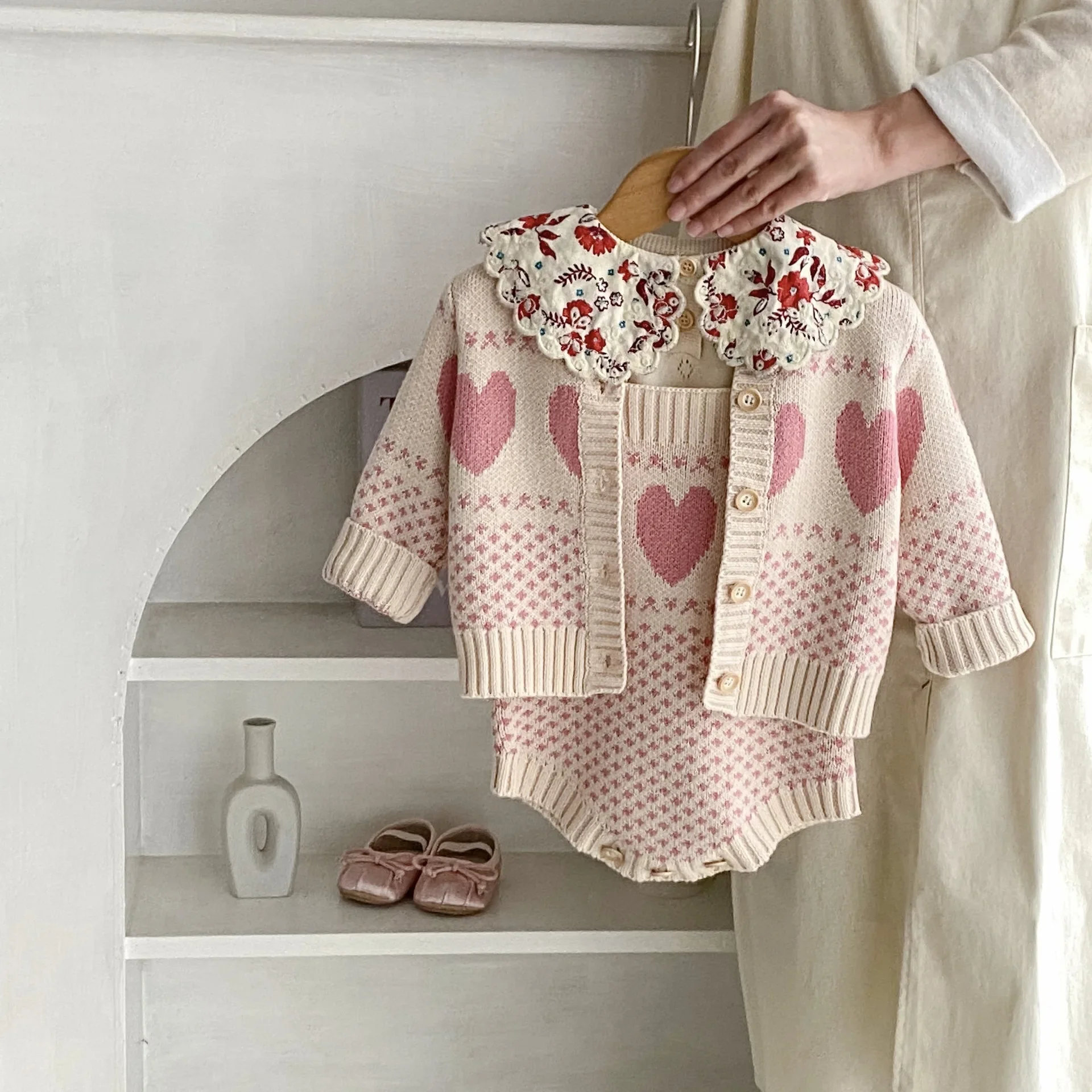 Girl Sweater Autumn New Baby 2024 Love Jacquard Weave Round Neck Loose Coat Romper Casual Simple Fashion Sweet Korean Active