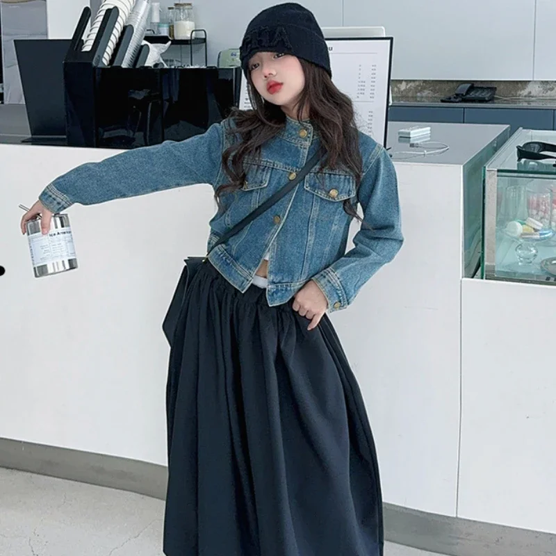 Girls Coat 2024 Autumn New Childrens Clothing Foreign Style Retro Short Standing Collar Washed Denim Coat Casual Simple image 5