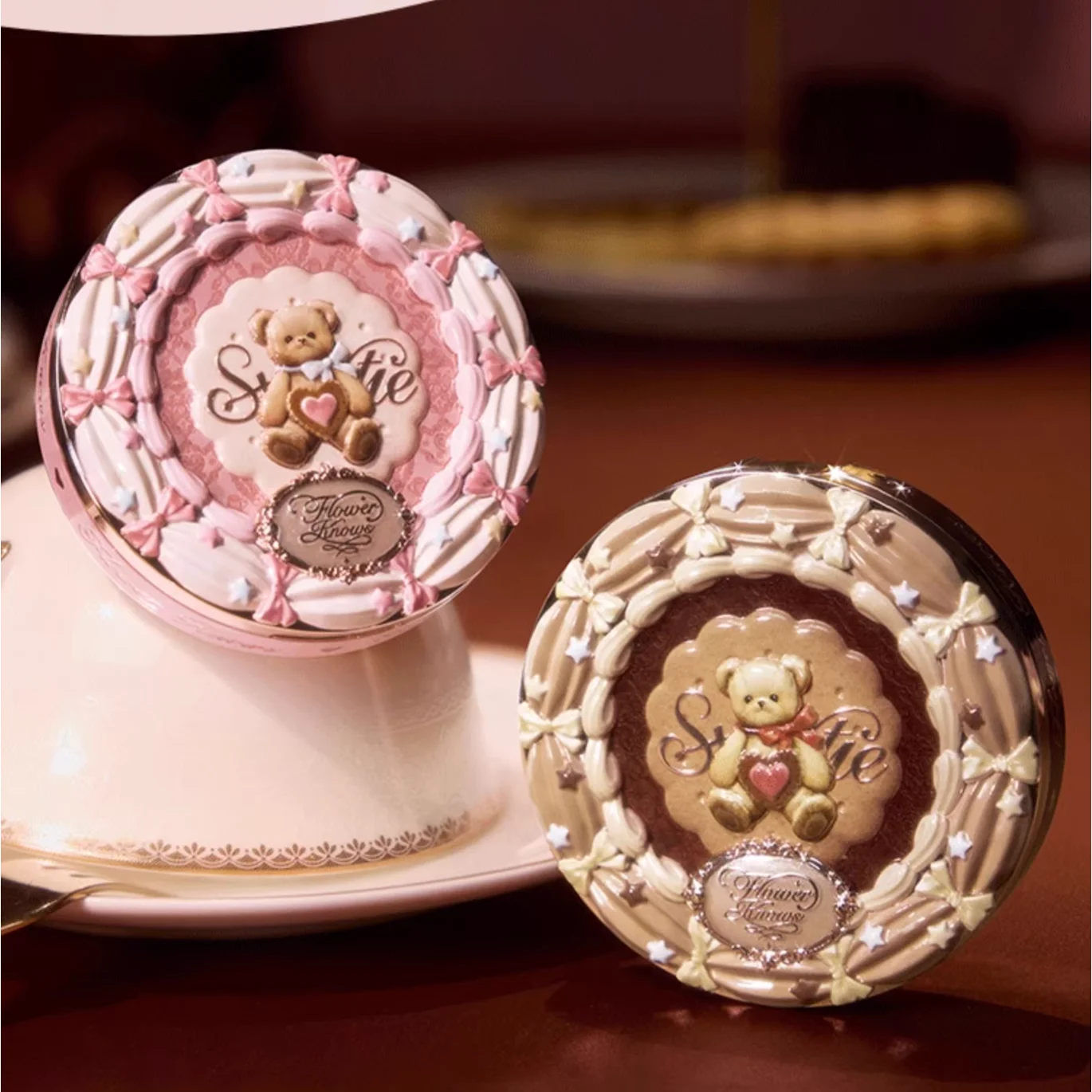 フラワーノーズ スウィーティーベアコレクション 4色コンシーラーパレット 6.4g ブライトンハイカバークリーム ナチュラルフェイスメイクアップコスメティック