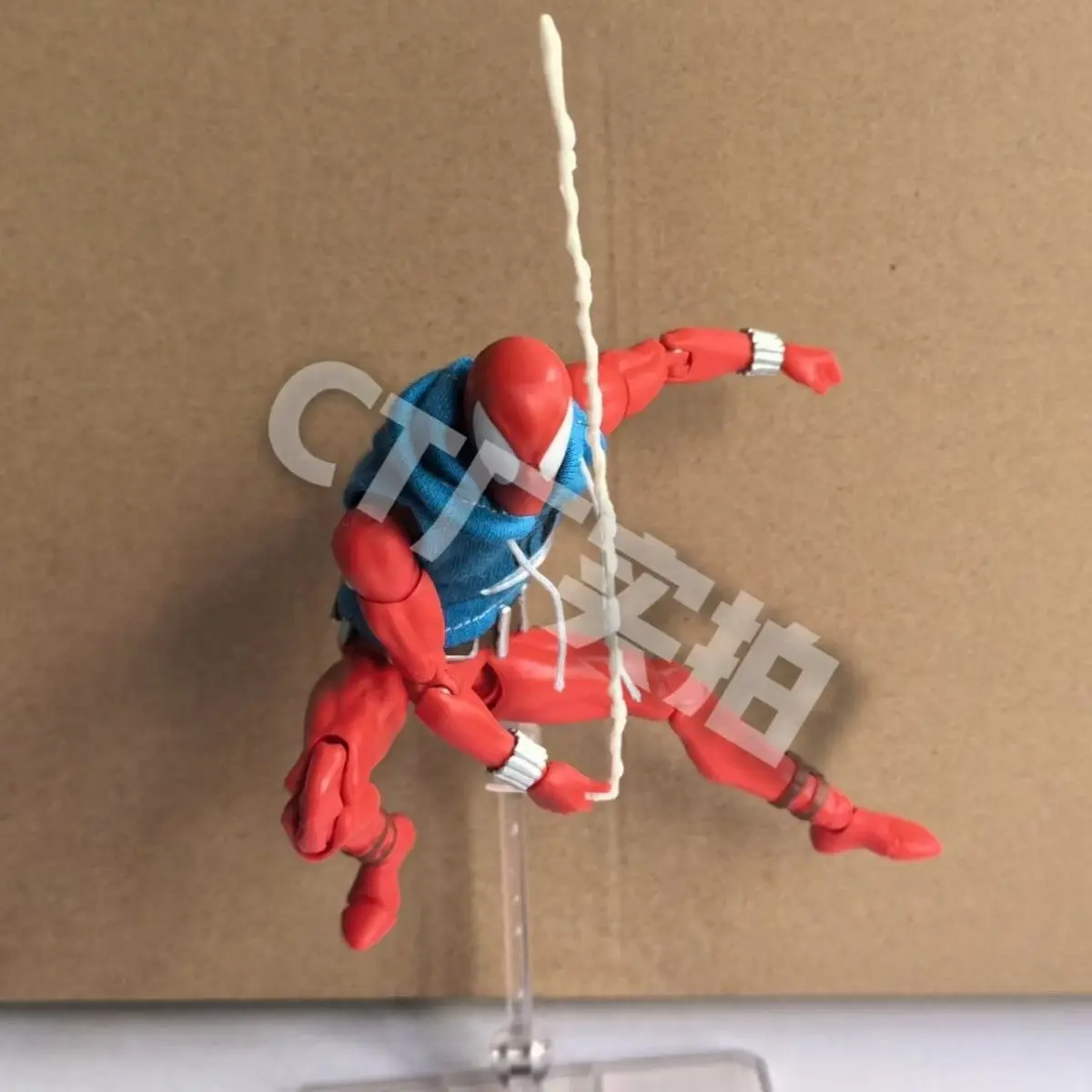 Nuevos juguetes CT Spiderman Mafex 186 figura Scarlet Spider el increíble Spider-Man figura de acción de cómic modelo estatuilla chico juguete para regalo