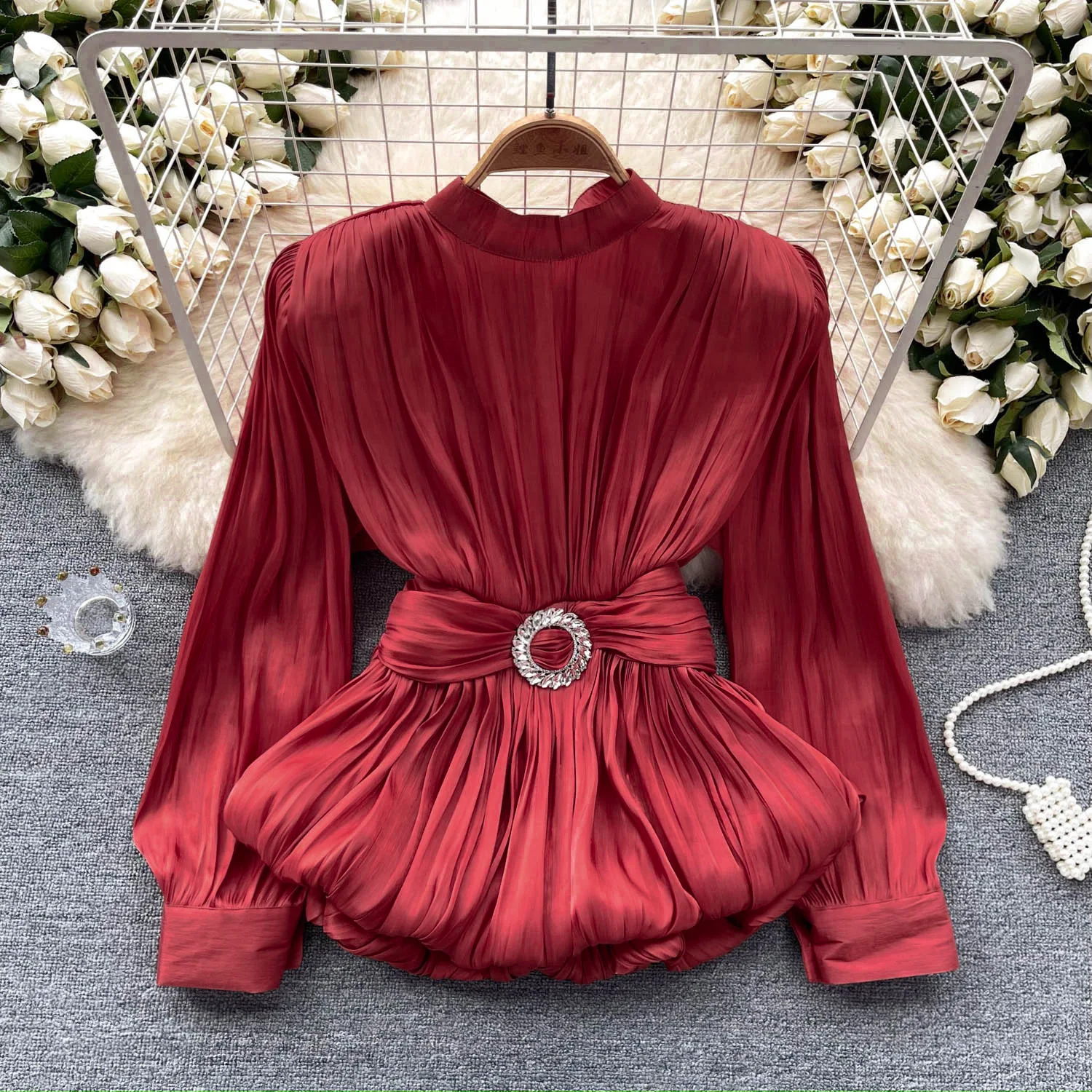 2025 คุณภาพสูงสไตล์ฝรั่งเศสใหม่แฟชั่นผู้หญิงสบายๆอินเทรนด์สีทึบ O-คอยาวโคมไฟแขนเสื้อหญิงเสื้อผ้า Tops