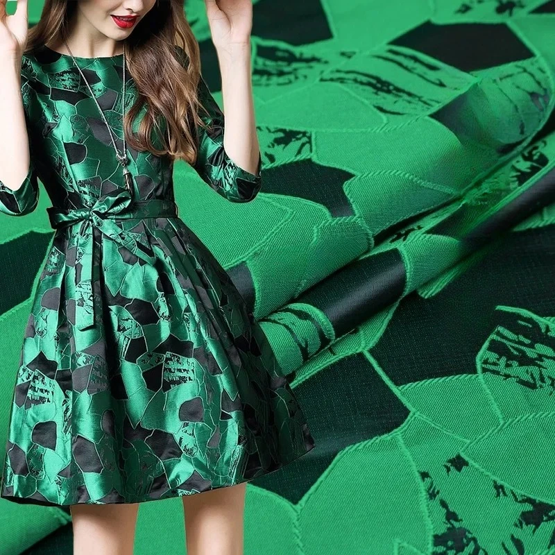 

Jacquard Brocade Fabric Fashion Spring Autumn Geometric Pattern Dresses Windbreaker Clothing Fabric for Sewing By The Meter