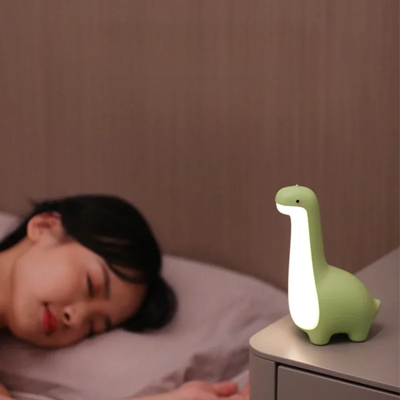 Veilleuse de dinosaure de dessin animé créatif, compagnon de chambre à coucher, lumière douce, lumière de gradation, lumière, ornement de bureau, nouveau cadeau