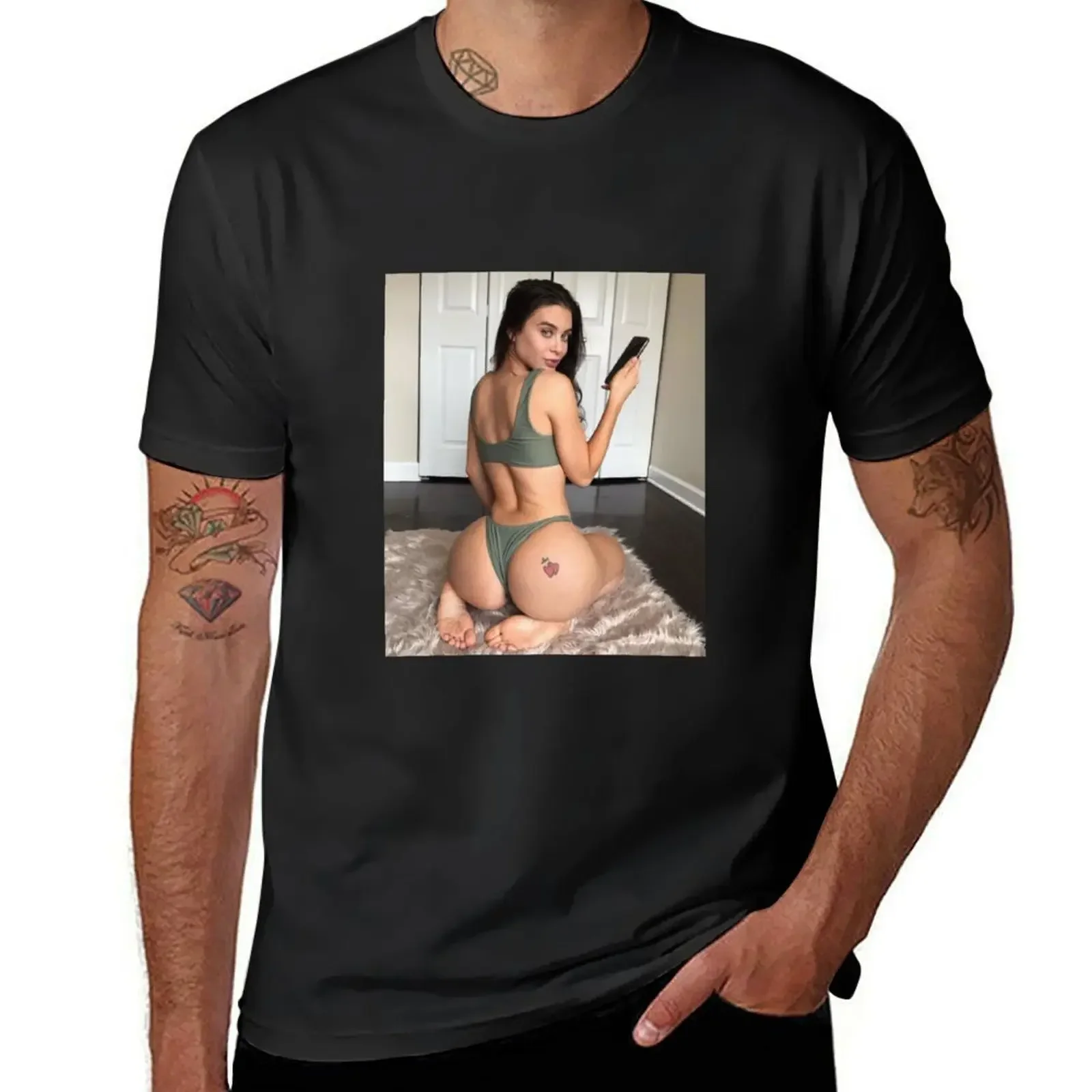 Lana Rhoades and her round butt T-Shirt customizeds plus sizes sweat graphics t shirts for men pack