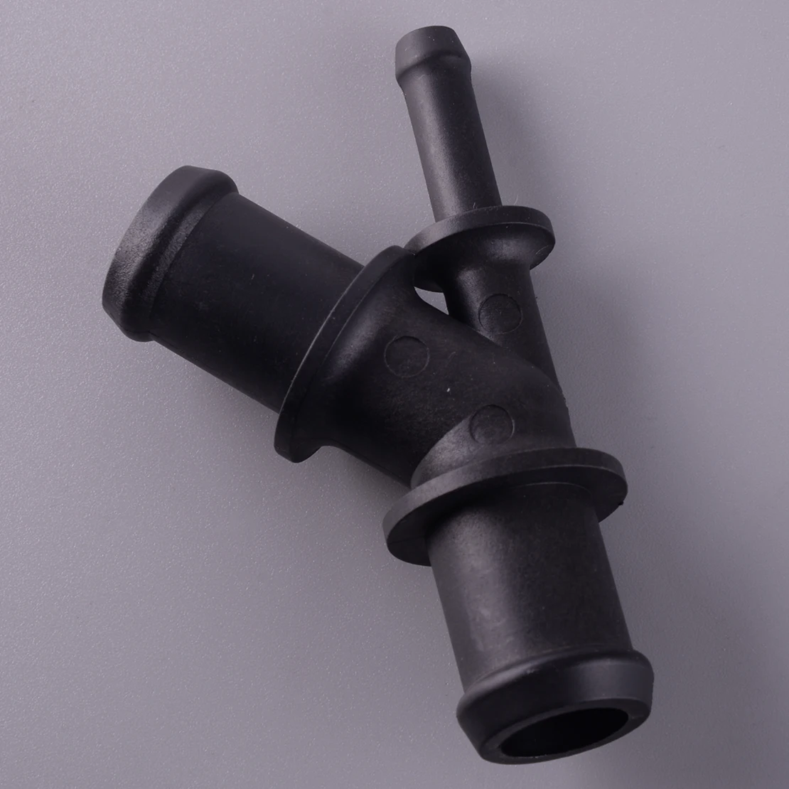 

Универсальный автомобильный 3-ходовой Y-образный фитинг для шланга нагревателя, соединительный адаптер для воды, черный пластик