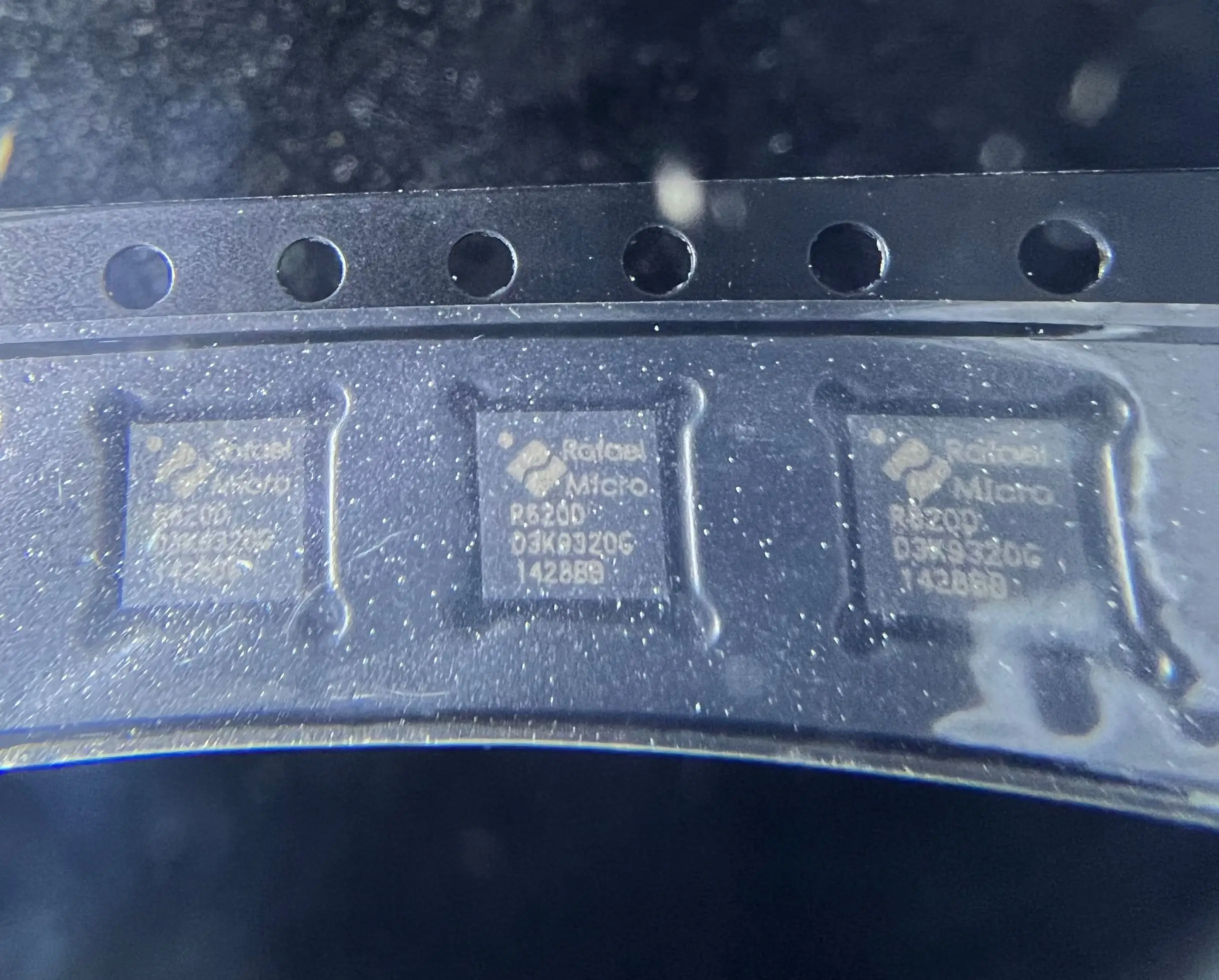 10 ~ 20 шт./лот R620D R6200 R620D2 R620 QFN24 100% новый оригинал