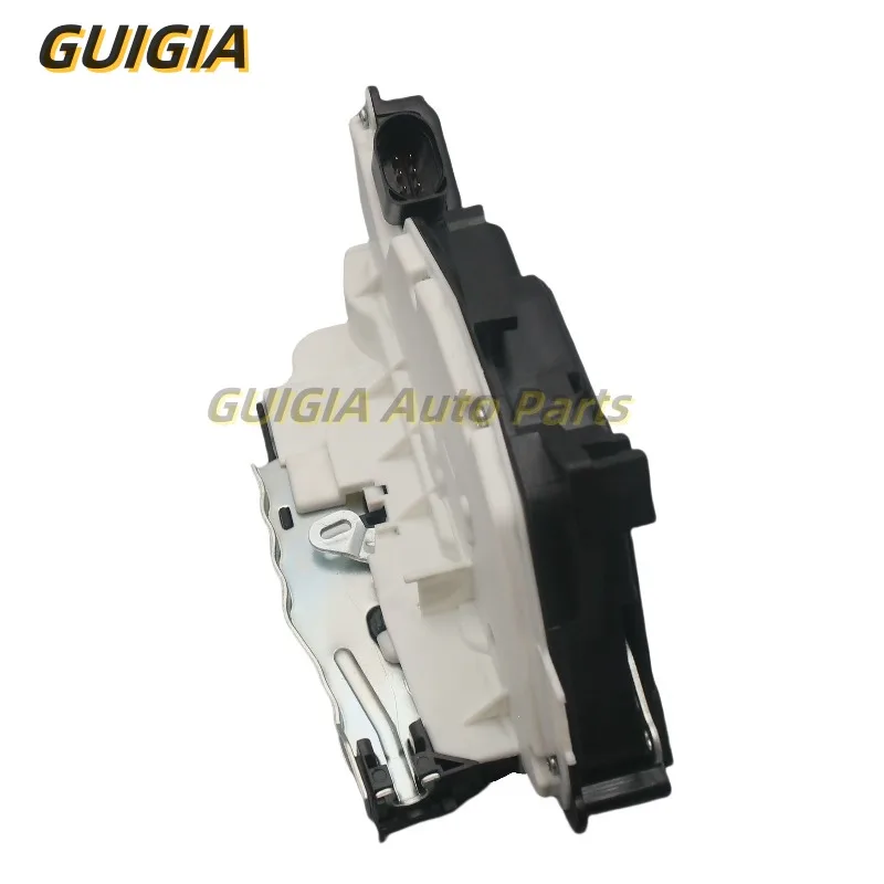 Door Lock Actuator for VW Amarok Tiguan Lavida Passat CC AUDI Skoda Fabia Superb 5N1837016A 5N1837015A 5N0839015A 5N0839016A