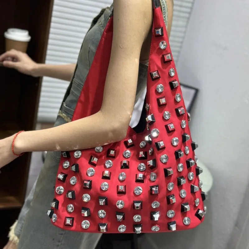 Fashion Rhinestone Sequined Bag Women's Large-capacity Shoulder Messenger Bag Casual Versatile Child Mother Commuter Women's Bag