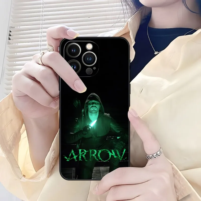 Super Hero Green Arrow Phone Case Fundas For Iphone 15 Pro Max 14 13 Mini 11 12 Xr X Xs 6 6s 7 8 Plus Shockproof Back Cover