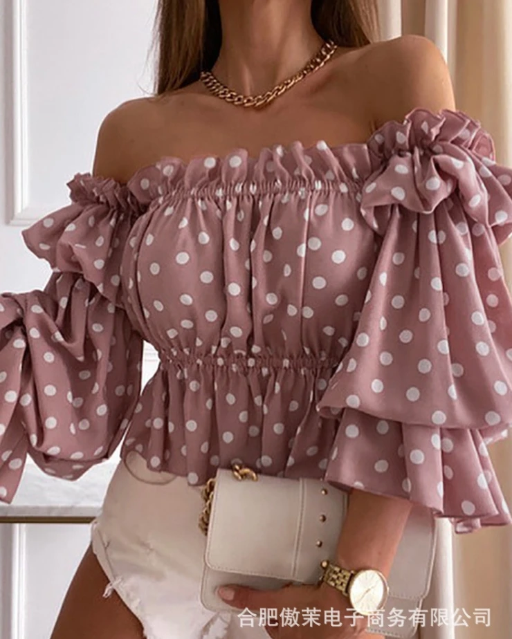 Summer Polka Dot Printed T-Shirt with A Straight Neck and Off Shoulder Overlapping Long Sleeved Pleated Slim Fit Short Top