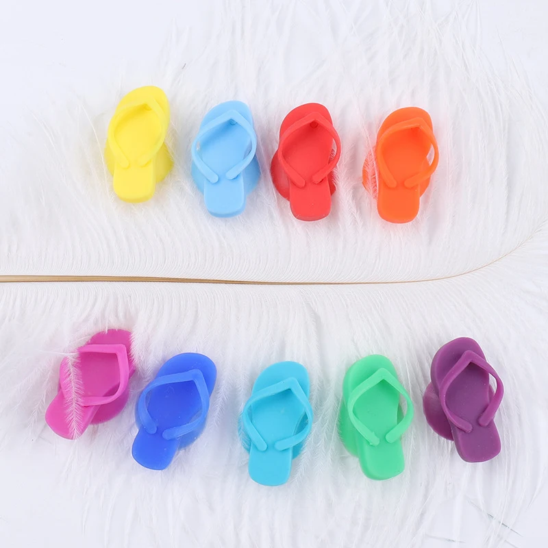 

9Pcs/Set Silicone Slippers Wine Glass Charms Wine Glass Markers Party Cocktails Drinking Cup Sign Suction Cup Identifier