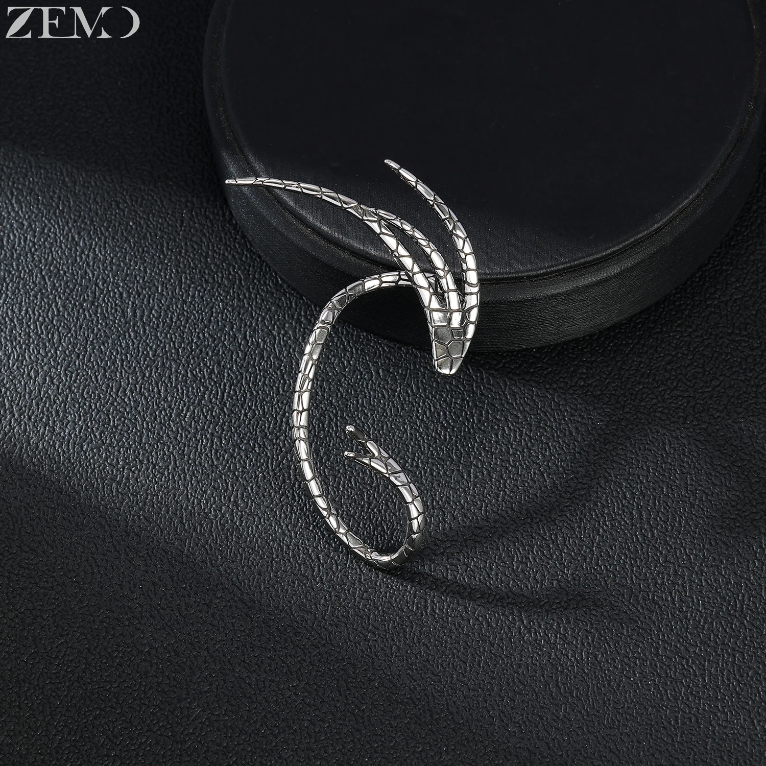 ZEMO 1 PC/1 Pair Punk Stainless Steel Clip-on Earrings Men Women Cool Snake Octopus No-Pierced Faux Fake Tragus Helix Piercings