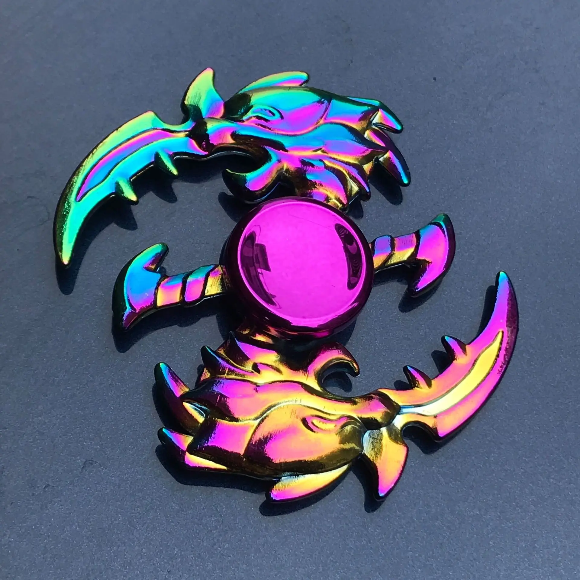 Neuer Metall-Regenbogen-Fidget-Spinner mit Farbverlauf R188 Geräuscharmes Lager EDC Handspinner Fingerspitzen-Gyro Anti-Angst Erwachsenenspielzeug Geschenke