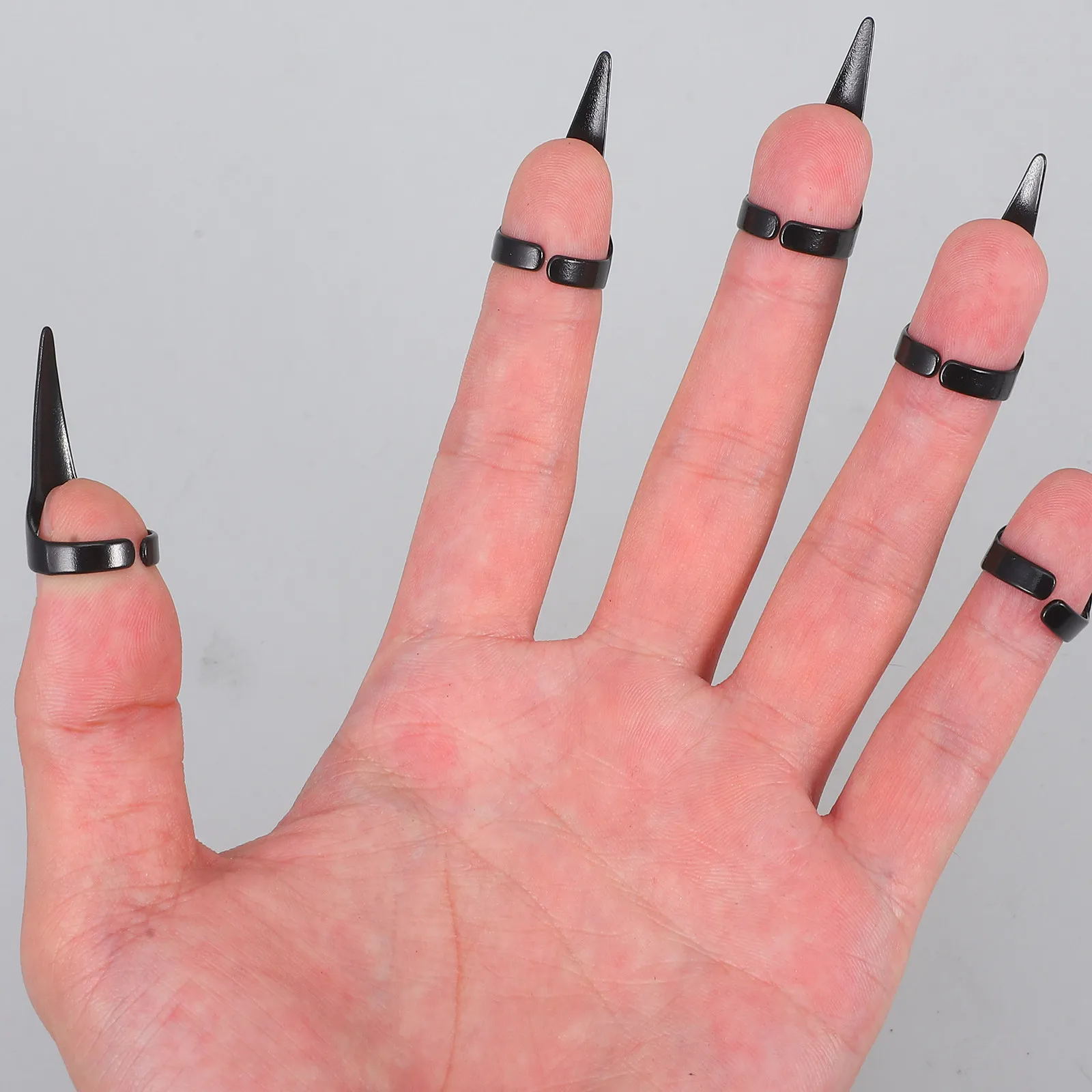 

5pcs Claw Shaped Rings Vintage Punk Finger Ring Zinc Alloy Gothic Jewelry For Women Men Halloween Party Decor Novelty